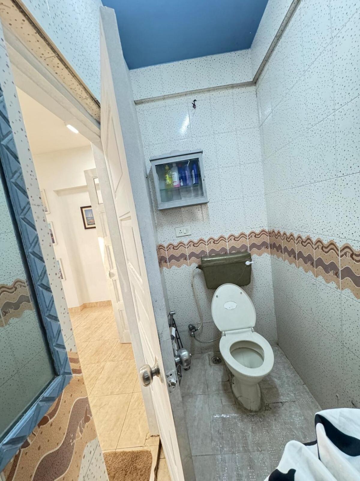 Pixiestays Forest House Juhu West * Bombaj